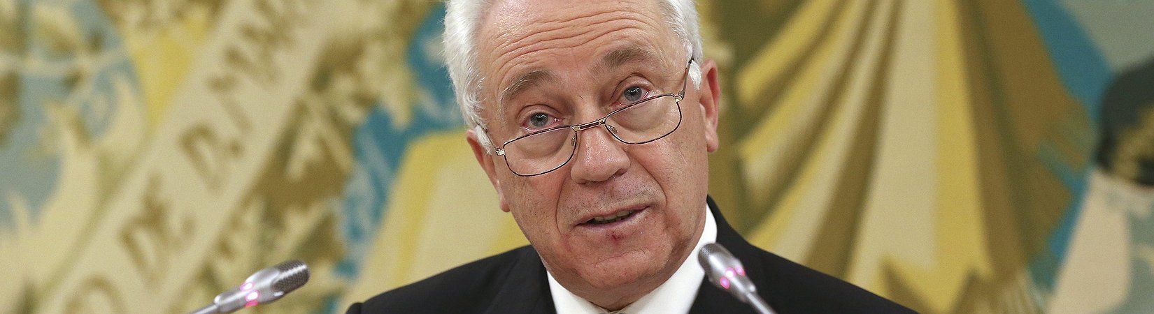 Crescimento económico revisto em baixo para 2016 e 2017