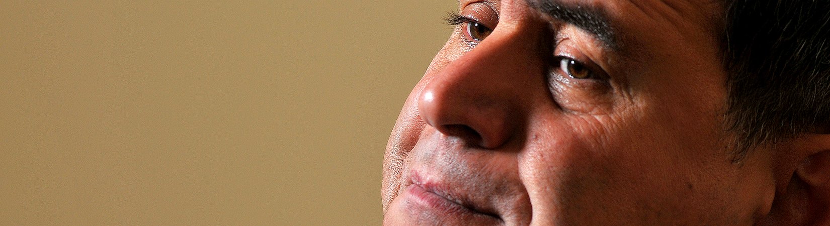 Students Try to "Shut Up” Nouriel Roubini