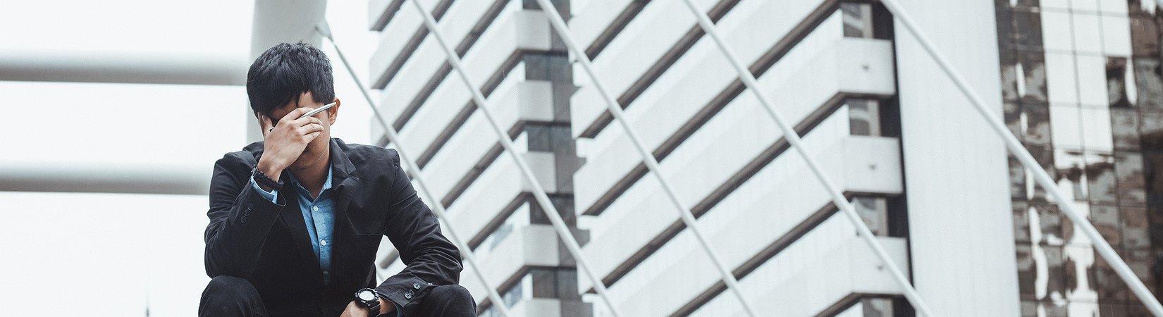 El precio del bitcoin cae hasta los 9.700 $