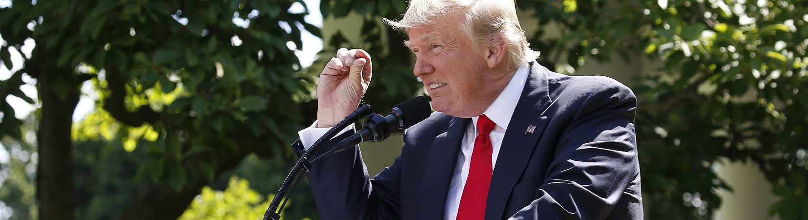 Donald Trump advierte que las inversiones en criptomonedas son un desastre potencial