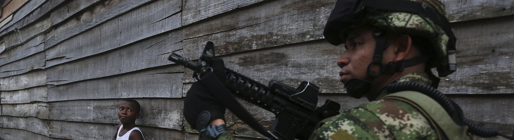 Colômbia dá início a cessar-fogo com as FARC, grupo rebelde