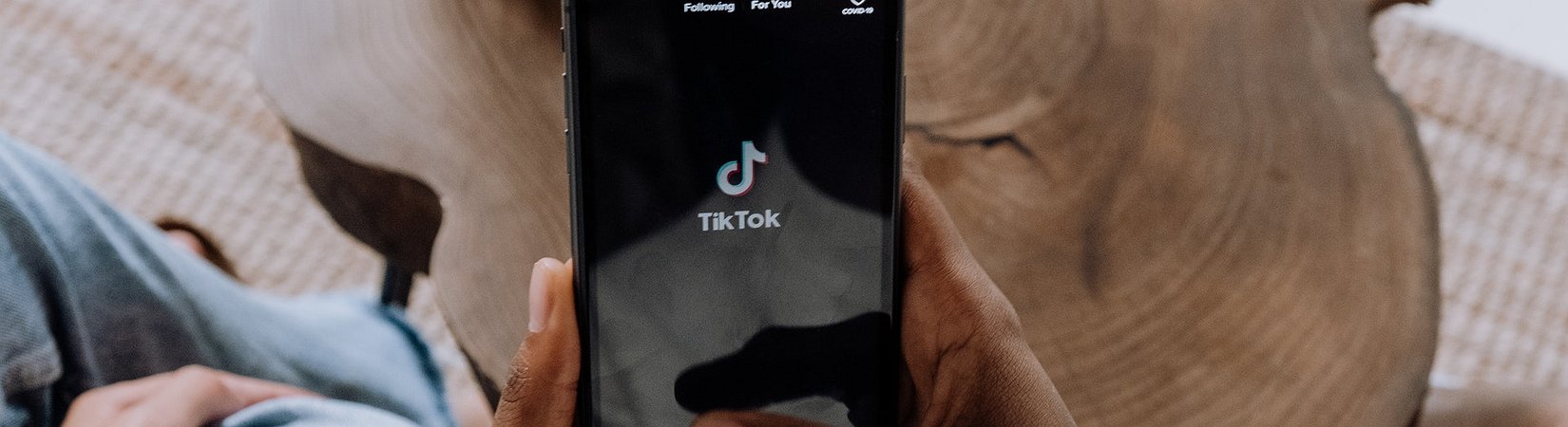 El propietario de TikTok planea realizar una OPV en la Bolsa de Valores de Hong Kong