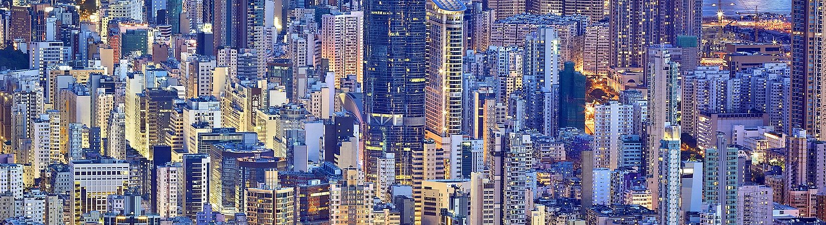 تقرير مصور: هونغ كونغ باللون الأزرق