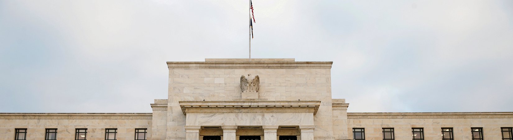 La Fed busca a un gerente para estudiar las criptomonedas y el blockchain