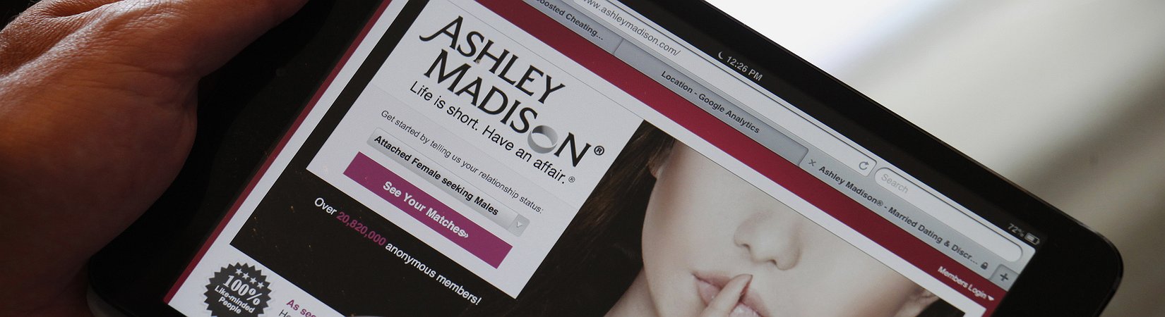 فضيحة قرصنة موقع Ashley Madison