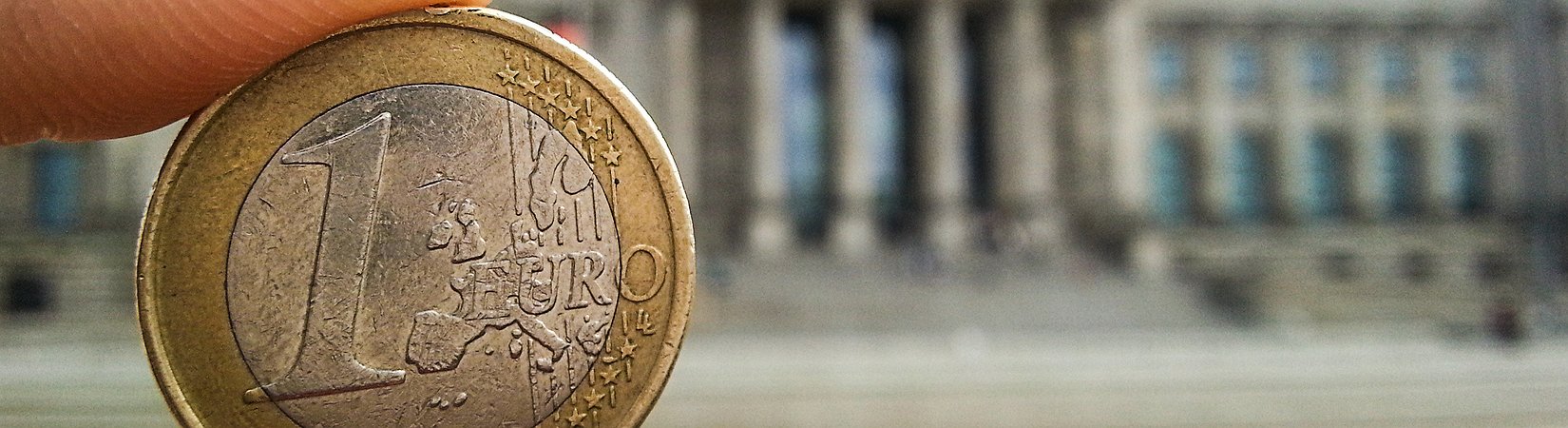 Eurozona, l’inflazione cresce a dicembre
