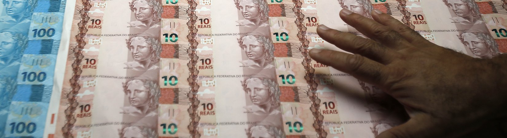 Real brasileiro: a moeda com melhor desempenho do mundo em 2016