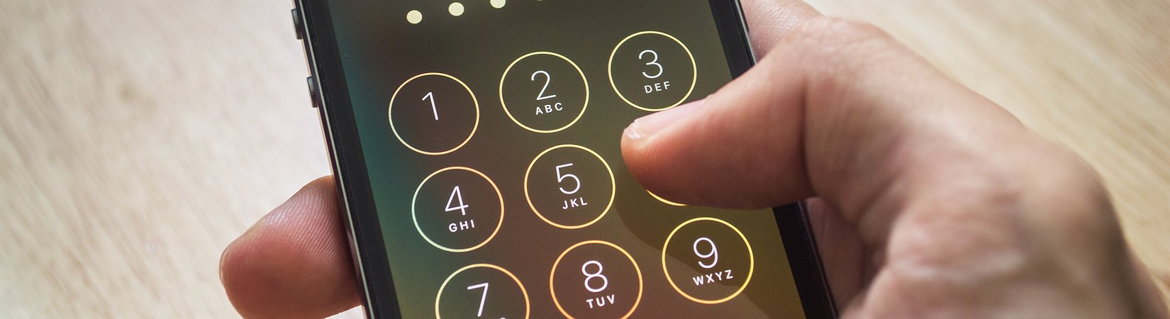 El FBI cuenta a Apple cómo accedió al iPhone del terrorista