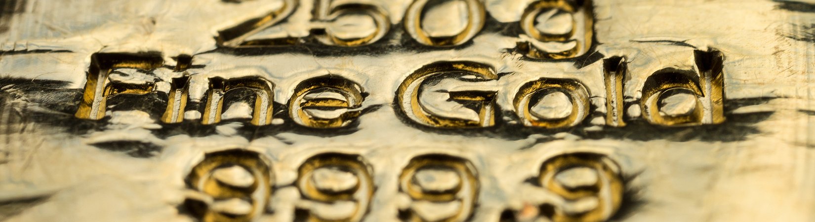 كم يجب أن يكون سعر الذهب