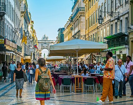 Turismo gerou quase um terço dos postos de trabalho criados em 2016