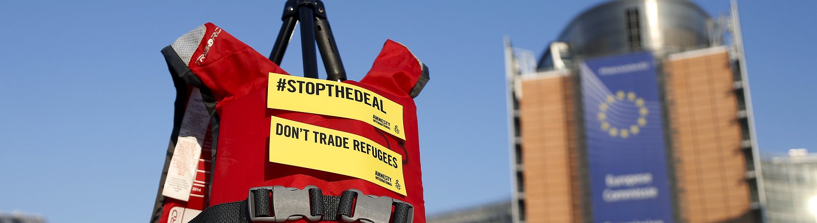 El Gobierno y la oposición acuerdan rechazar la expulsión masiva de refugiados