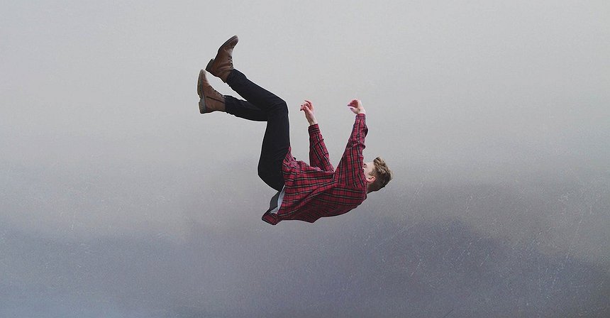 Tech Giants Shares Plunge Following Meta's Quarterly Report Release