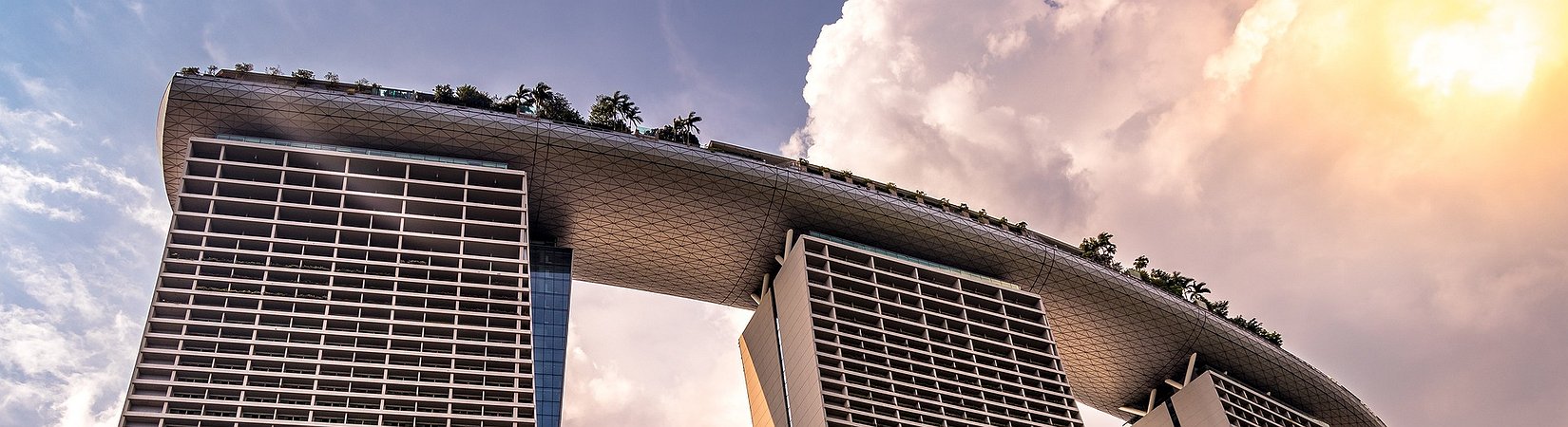 Singapore Central Bank Orders Crypto Exchanges to Transfer Crypto Assets to Trusts