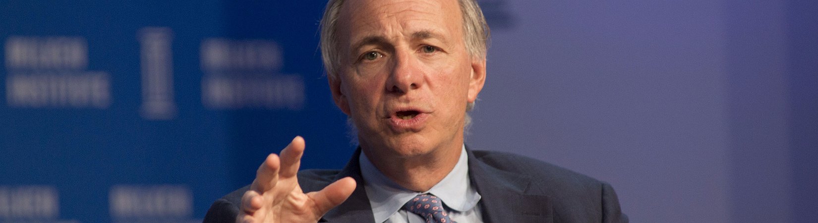 Ray Dalio: Authorities Could Ban Bitcoin