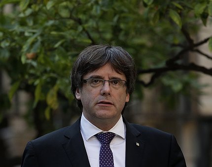 Puigdemont apura el plazo para responder al Gobierno si ha declarado la independencia