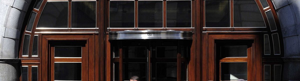 Goldman Sachs pensa al trading di bitcoin