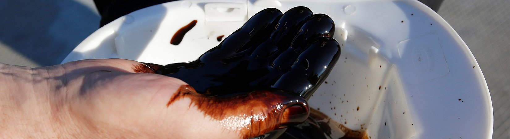 Putin's dream comes true: Urals oil futures debut on Russian stock exchange