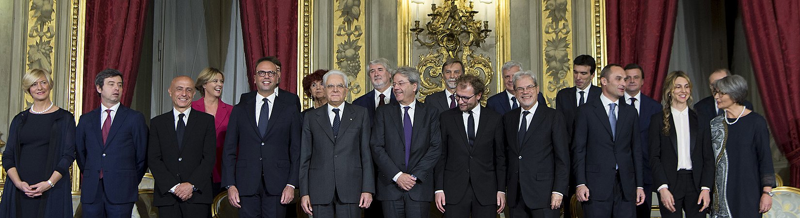 Paolo Gentiloni asume el cargo de primer ministro de Italia