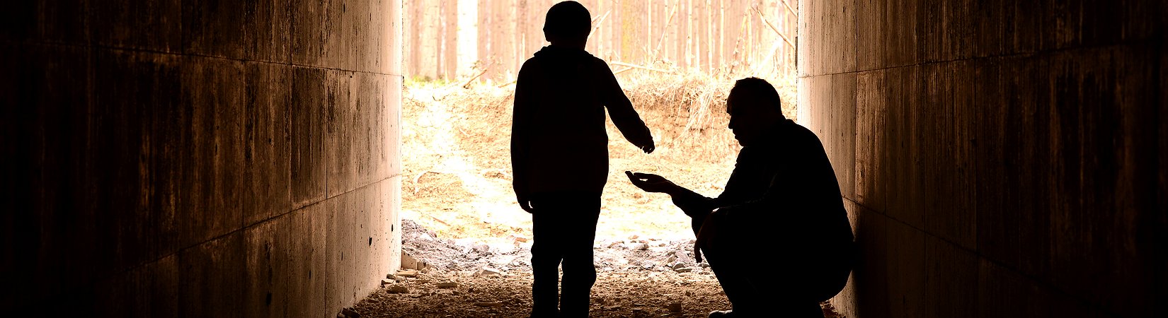  فقراء في بلد الثراء