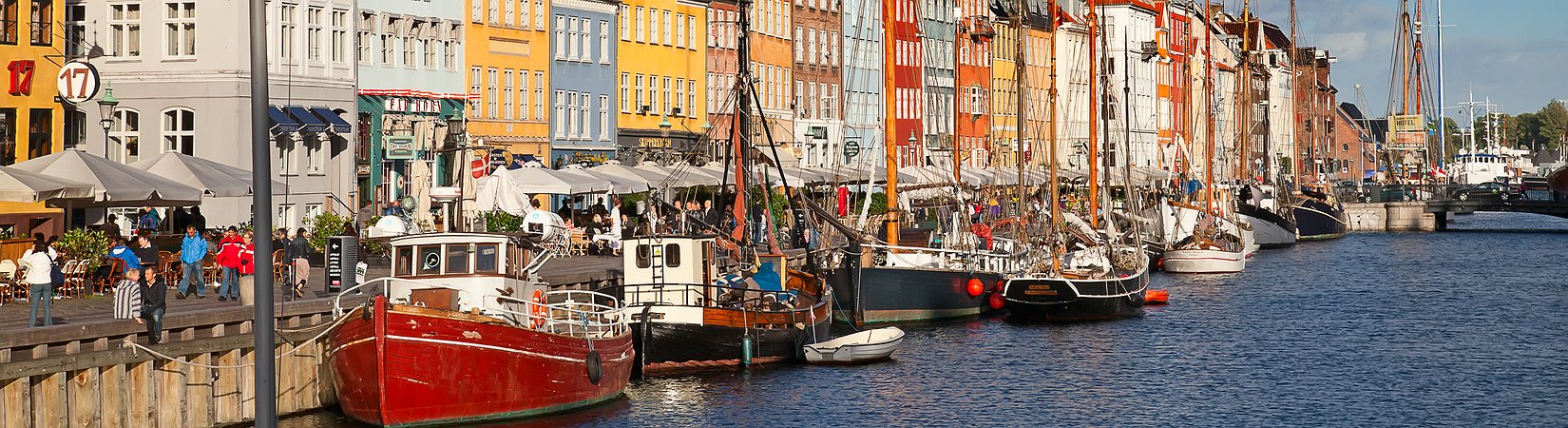 الدنمارك ليست سويسرا