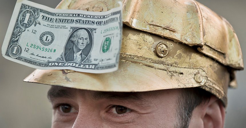 ذهب أم عملة: ماذا يشبه البيتكوين