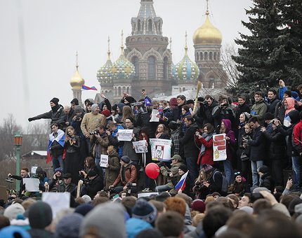 I cittadini russi scendono in piazza contro il governo Putin