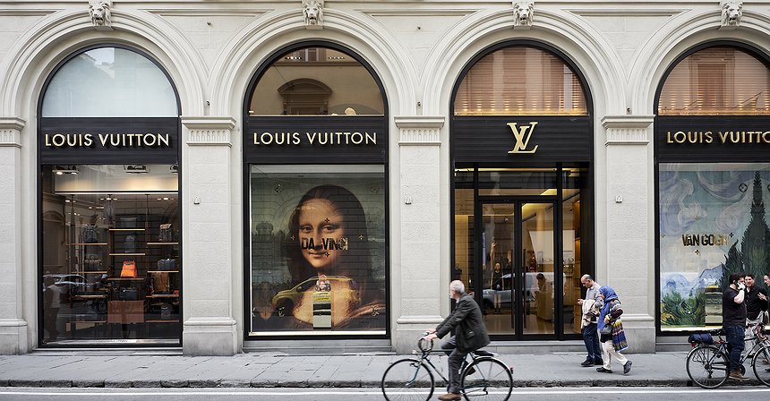 سوق الرفاهية تقلص لأول مرة منذ عام 2009