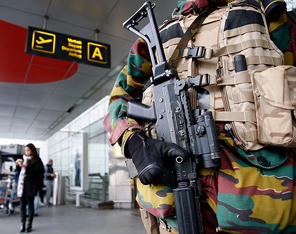 Terrore a Bruxelles, esplosioni colpiscono aeroporto e stazione metro