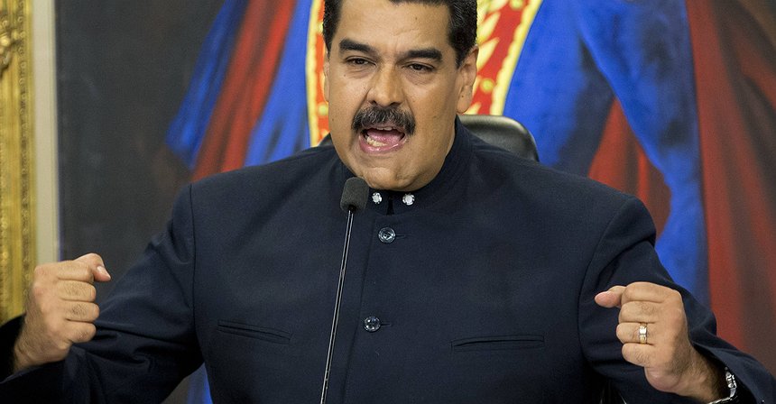 Maduro Signs Sale of Venezuelan Oil in Petro Crypto