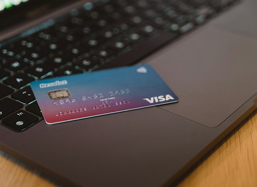 Visa empieza a permitir retiradas de criptomonedas a fiat en sus tarjetas