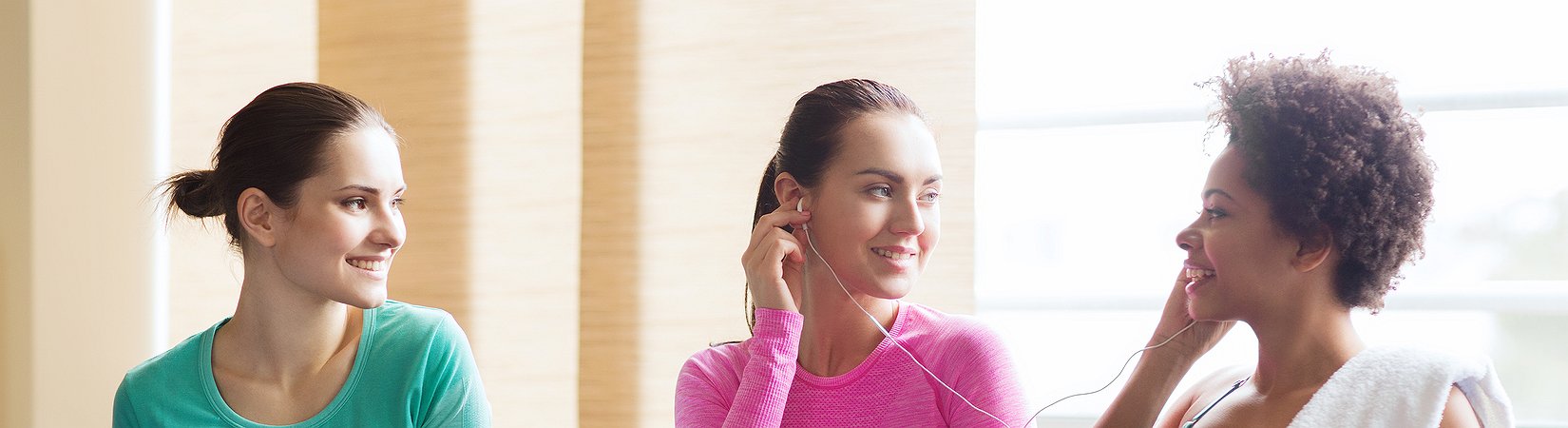 Lanzan un auricular inteligente que puede traducir idiomas sin Internet