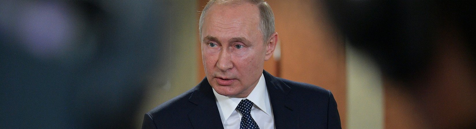 Putin Prefers Crypto Regulation Over Total Ban: Report