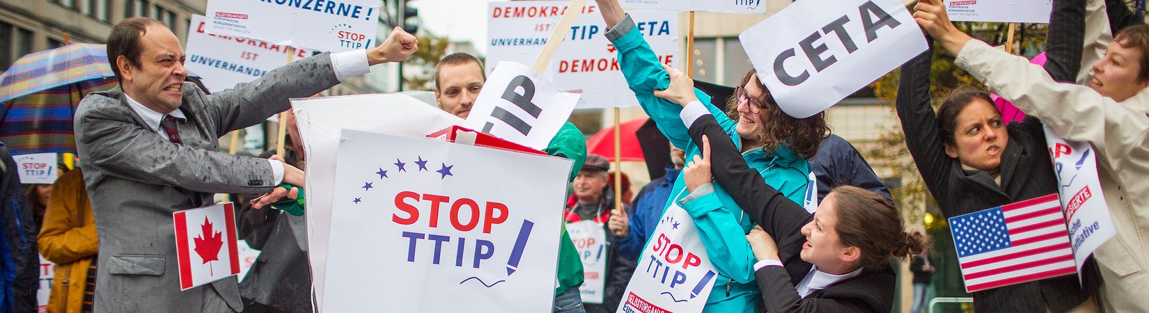 El libre comercio bajo un aluvión de críticas