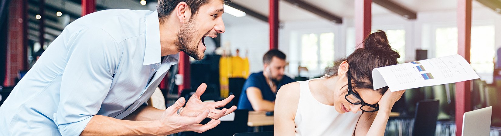 23 indicios de que en el fondo no le gustas a tu jefe