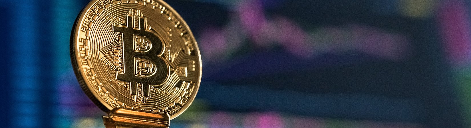El bitcoin se aproxima a los 7.900 $
