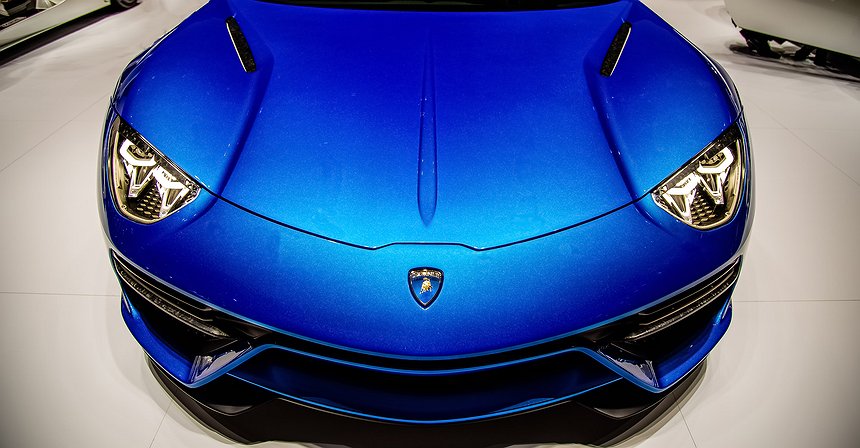 Lamborghini to Improve Trust and Authenticity with Salesforce Blockchain