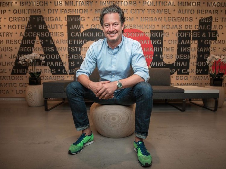 Desde McDonald's hasta la lista Forbes: ¿dónde empezaron los millonarios de hoy?