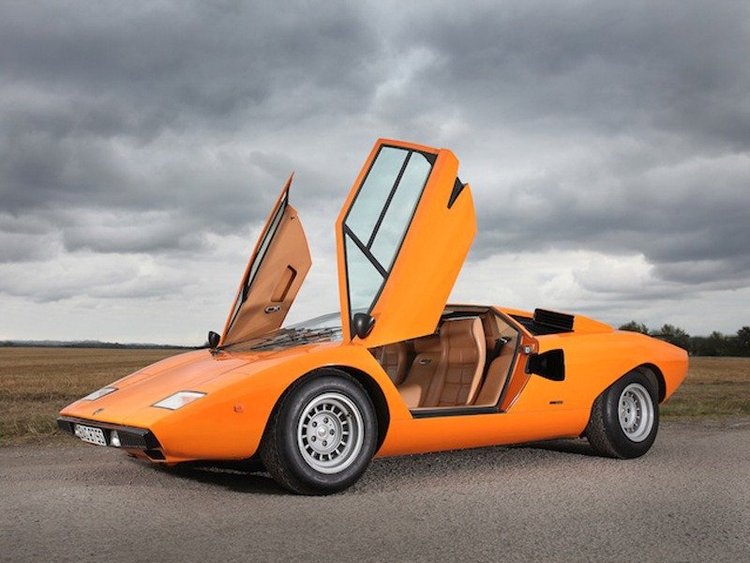 Криптоинвестору на выбор: 10 самых крутых Lamborghini