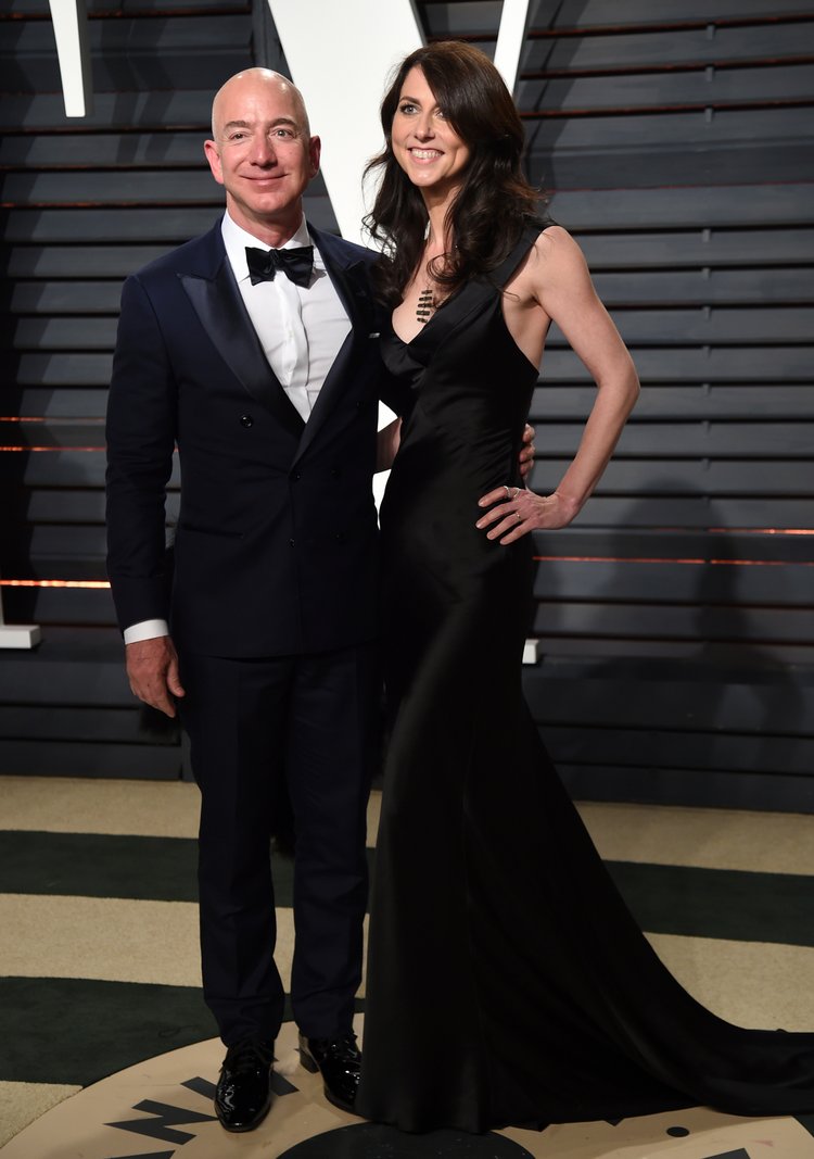 9 hechos que demuestran lo increíblemente rico que es Jeff Bezos