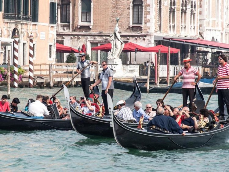 Decepcionantes fotos que muestran el verdadero aspecto de 9 destinos de lujo