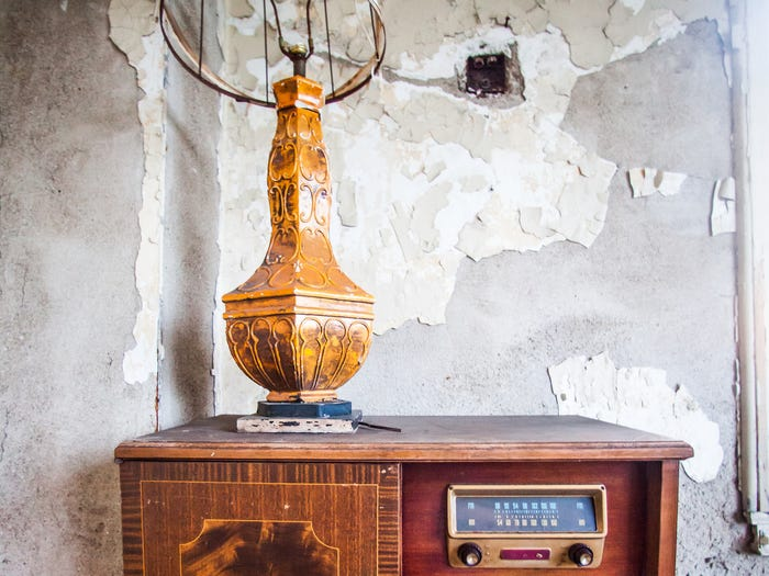 10 famosas y costosas construcciones que han sido abandonadas