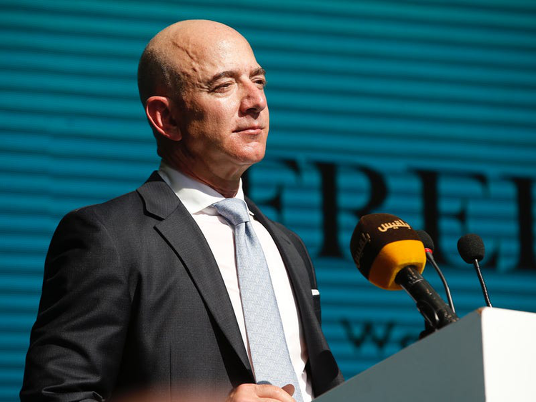 ¿Quiénes son las 15 personas más ricas del mundo?