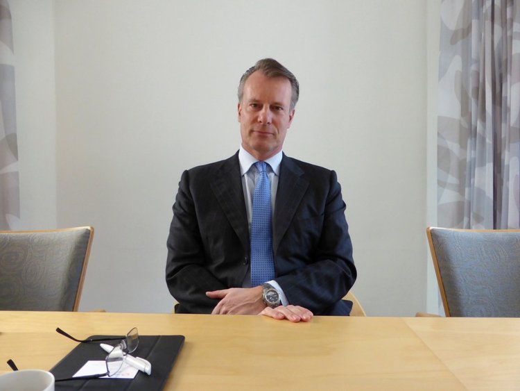 ¿Cómo se gastan su dinero y tiempo los 5 multimillonarios más jóvenes del mundo?