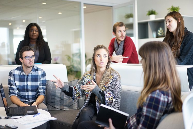3 formas en las que los espacios de trabajo ayudan a aumentar la productividad