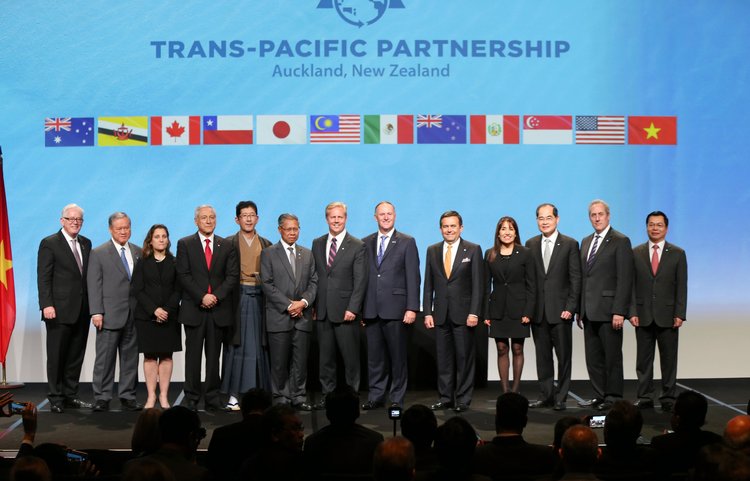 Tpp, la firma dei 12 paesi