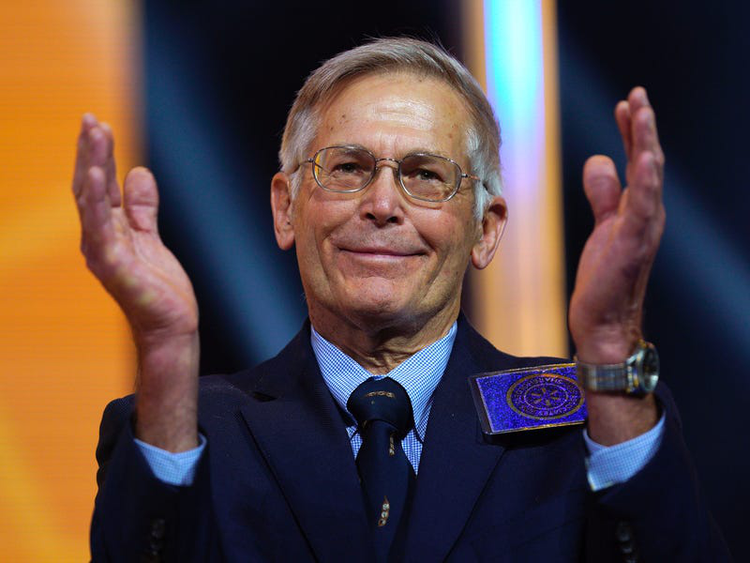 ¿Quiénes son las 15 personas más ricas del mundo?