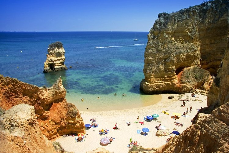 Las 12 mejores playas con poca gente del mundo